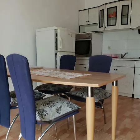 Estera * Макарська