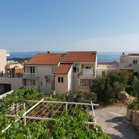 Apartment Estera Makarska