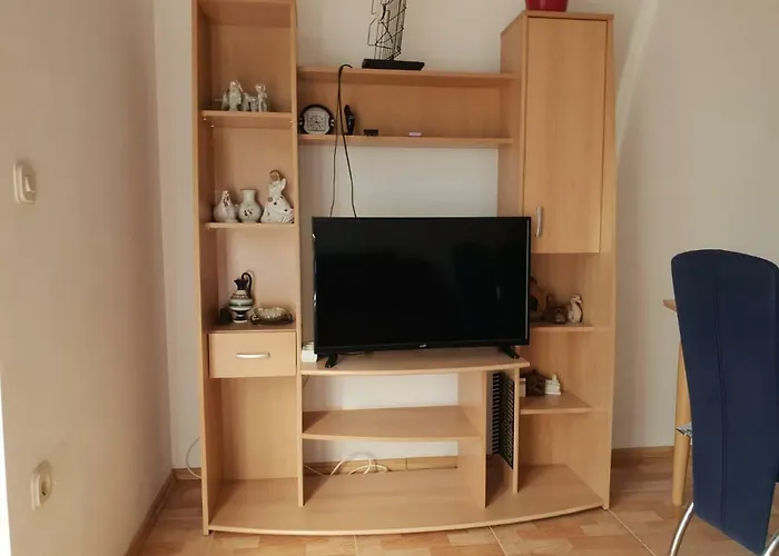 Estera * Макарська