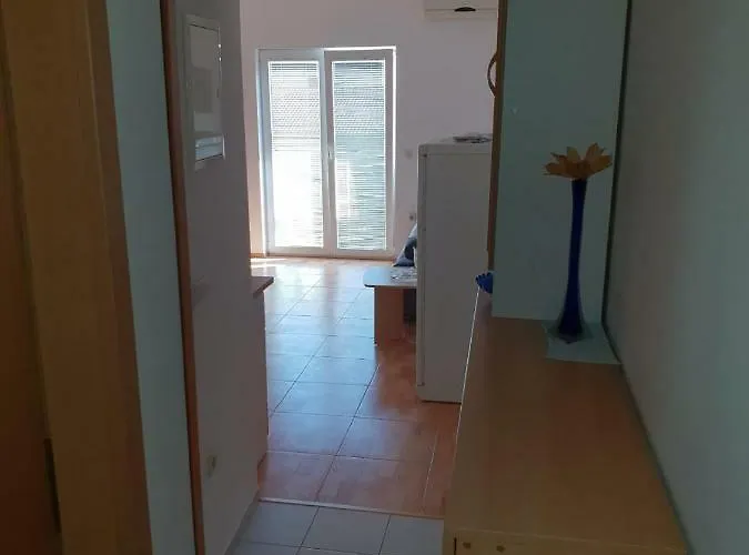 Апартаменти Estera *