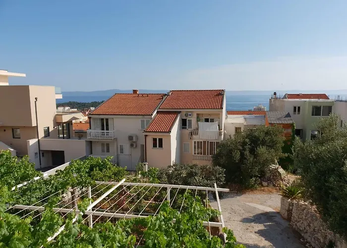 Apartment Estera Makarska